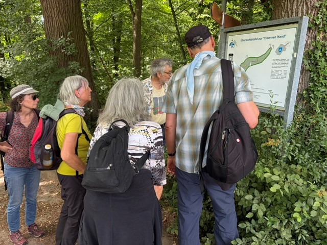 News » Besuch in der Gedenkstätte